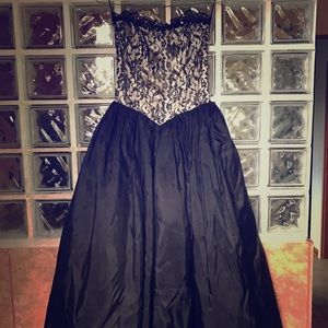 Gunne Sax (Jessica McClintock) Vintage Prom Dress